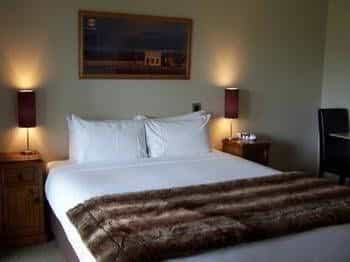 Lake Brunner Accommodation and Golf Course
