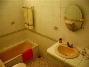 Brigitte's House0