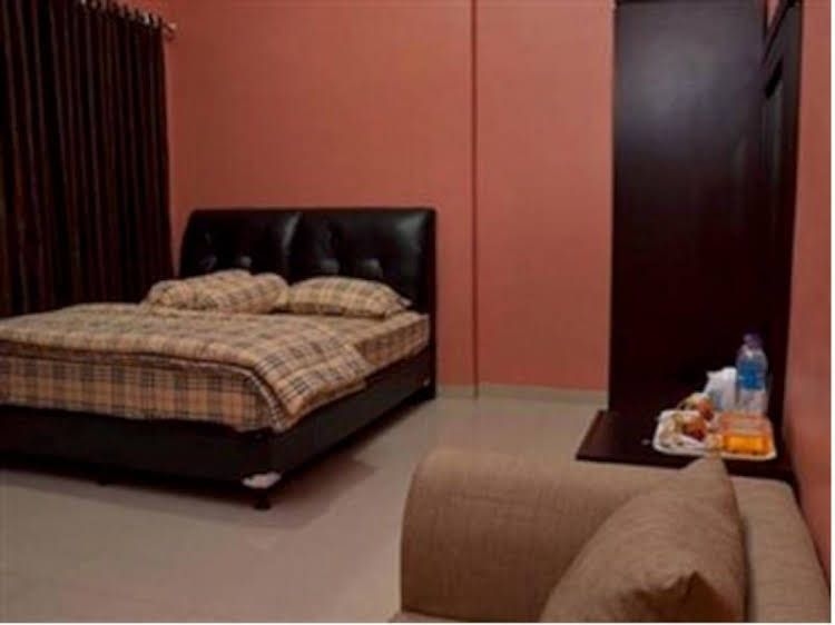 Surya Darma Homestay0