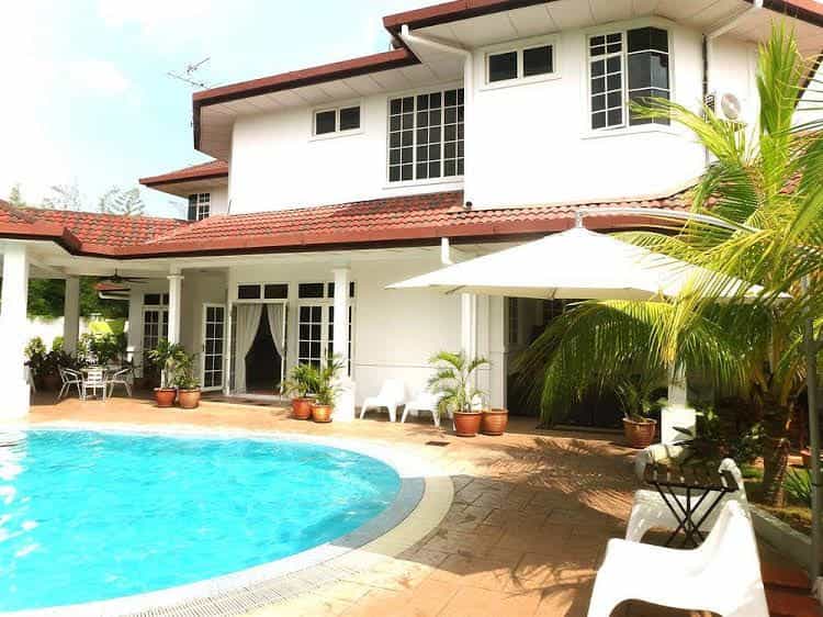 Rumah Putih Bed and Breakfast near KLIA and KLIA 2 Rumah Putih Bed and Breakfast near KLIA and KLIA 2