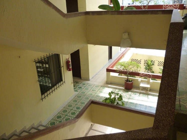 Hotel La Paz0