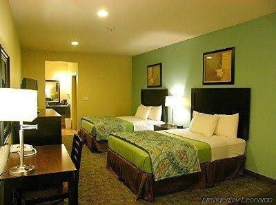 Grand Inn and Suites Houston1
