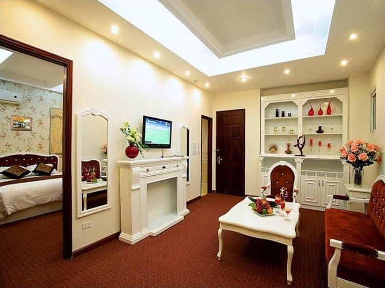 Hotel Lake of Literature (Ho Giam Hotel) Hotel Lake of Literature (Ho Giam Hotel)