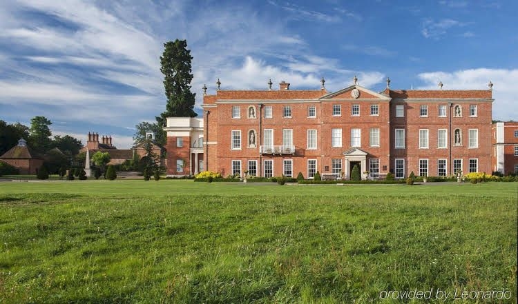 Four Seasons Hotel Hampshire2