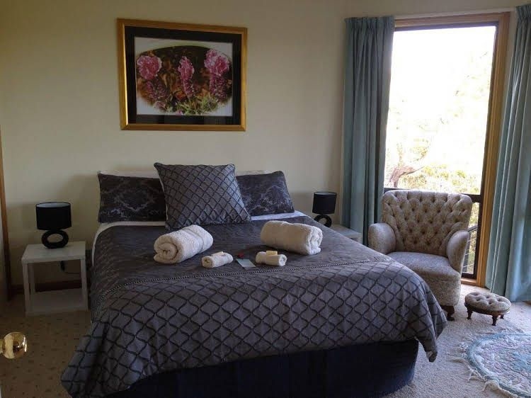 Launceston Bed and Breakfast Retreat2