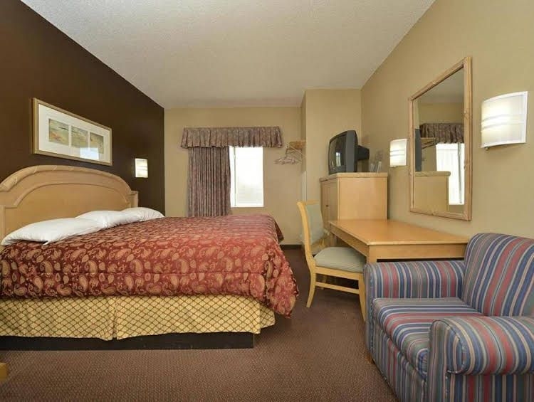 Americas Best Value Inn Decatur0