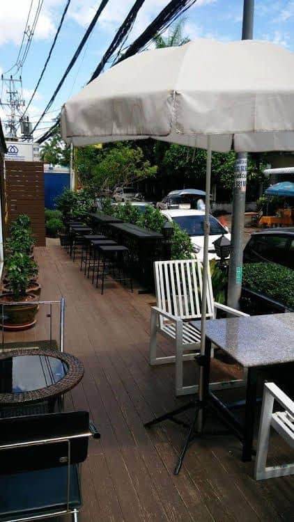 Mixok Inn Mixok Inn