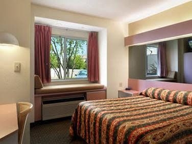 Americas Best Value Inn East Syracuse1