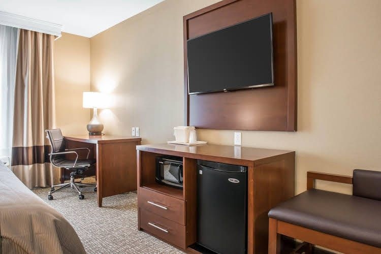 Motel 6 Pittsburgh1