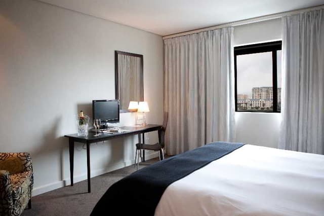 SUITE TWO BEDROOMS TWO BATHROOMS