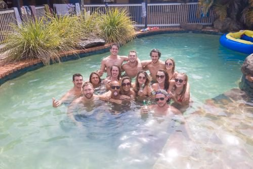 Backpackers Holiday Village0