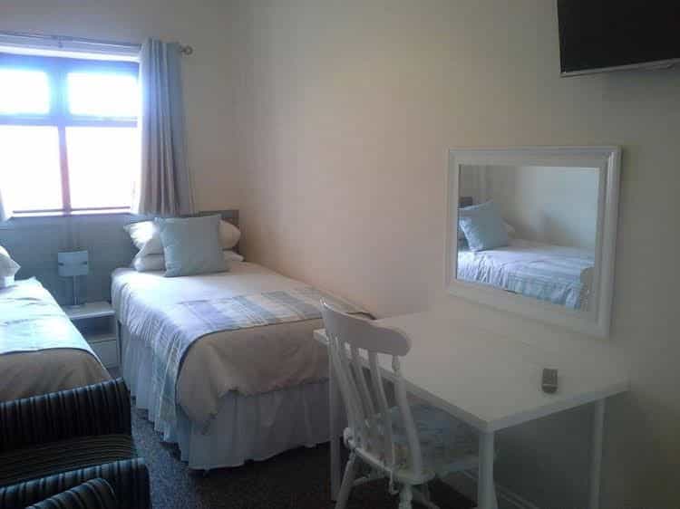Kingswood Guest House Kingswood Guest House
