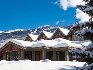 Aava Hotel Whistler2