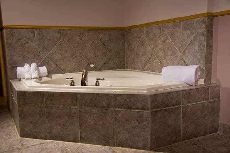Thunder Bay Inn