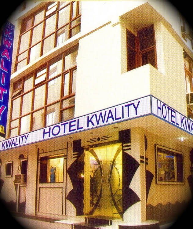 โรงแรมกวาลิตี้ (Hotel Kwality)0