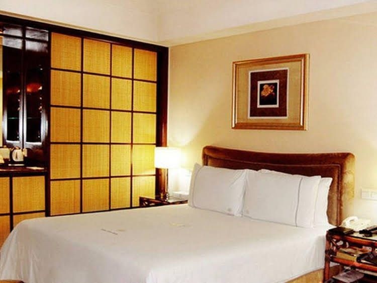 แกรนด์ แลนด์ โฮเทล (Grand Land Hotel)2
