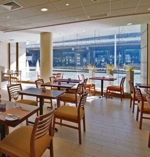 Holiday Inn Santiago-Airport Terminal3