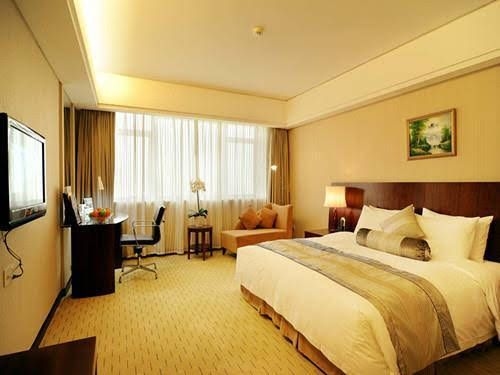 The Sovereign Hotel3