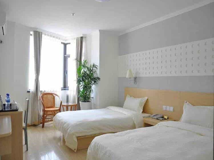 Super 8 Hotel Qingdao Railway Station Gui Zhou Road Super 8 Hotel Qingdao Railway Station Gui Zhou Road