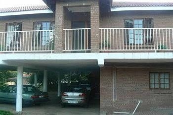 Country Link Guest Lodge4