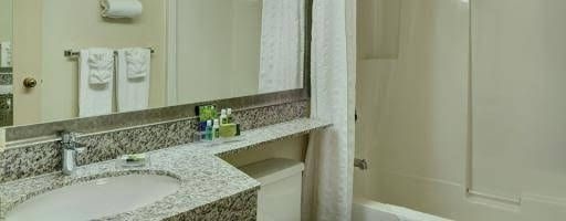 Lakeview Inn & Suites - Thompson2