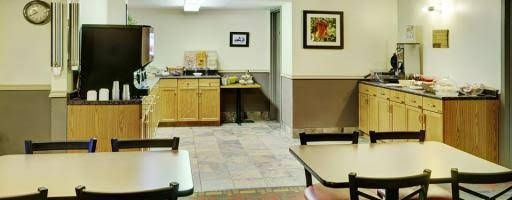 Lakeview Inn & Suites - Thompson1