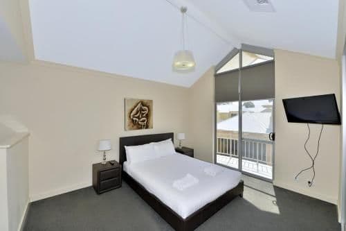 4 Bedroom Townhouse