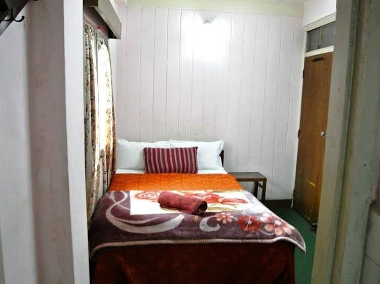Shree Lal Inn Shree Lal Inn