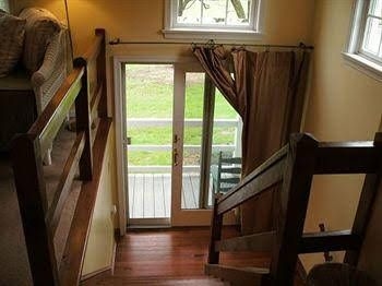 The Lightner Farmhouse2