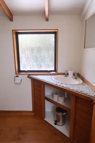 Ruru Lodge Double or Twin Room with Private Bathroom
