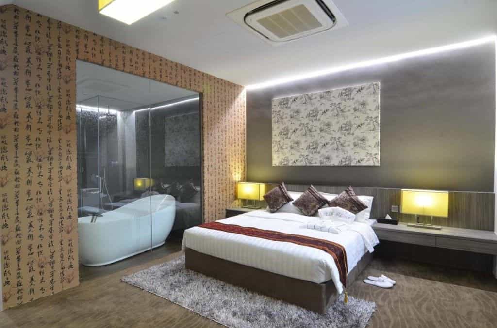 Bliss Hotel Singapore Bliss Hotel Singapore