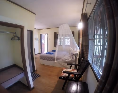 Bungalow with River View