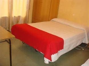 Hostal Muntaner Hostal Muntaner