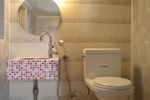 Twin Room with Private Bathroom