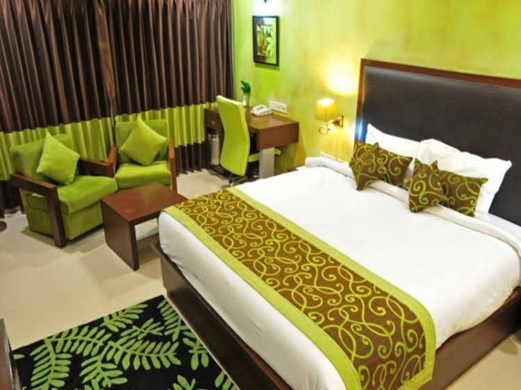 The White Leaf Hotel3