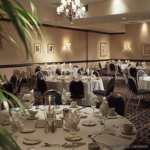 Richmond Magnuson Grand Hotel & Convention Center4