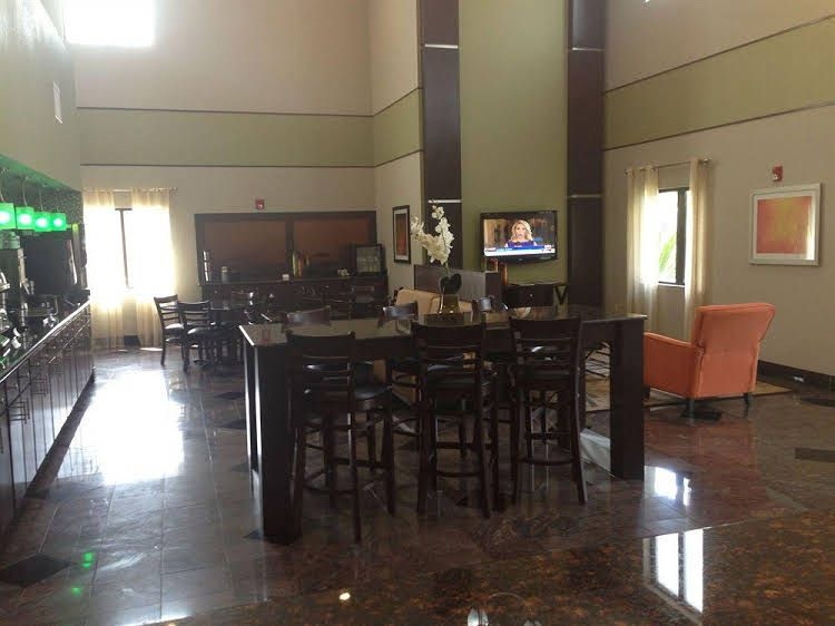 Best Western Bayou Inn and Suites2
