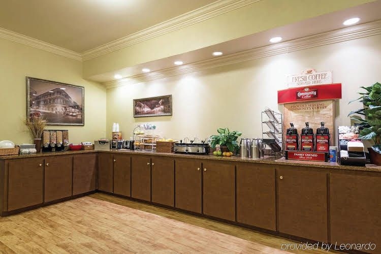 La Quinta Inn & Suites Covington4
