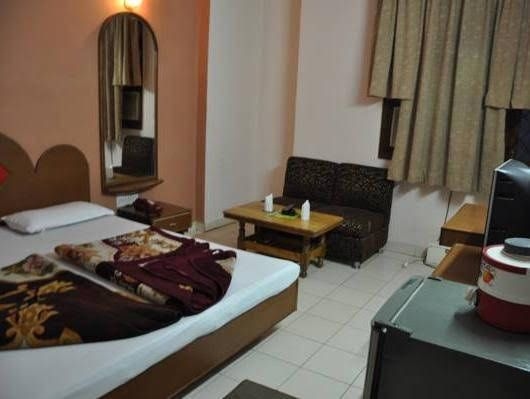 Hotel Silver Shine3