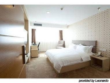 Super 8 Hotel Xiamen Railway Station4
