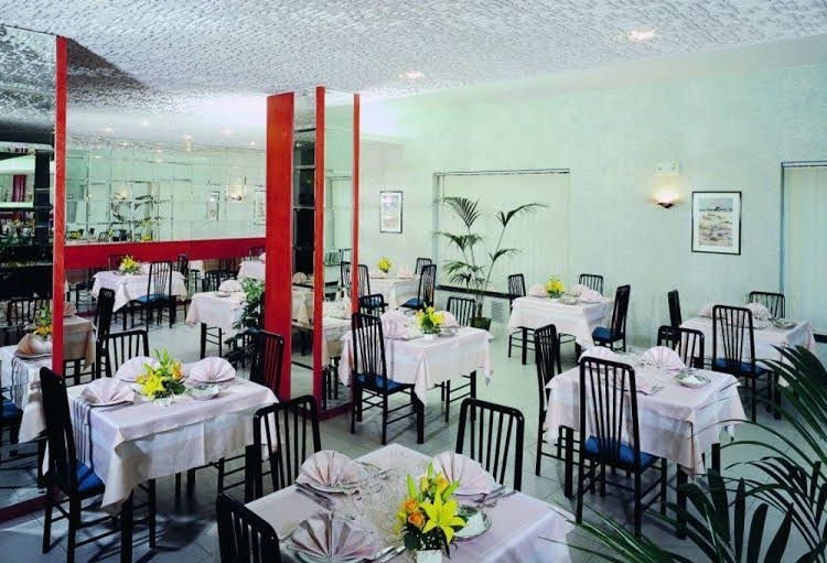Hotel Piccadilly1