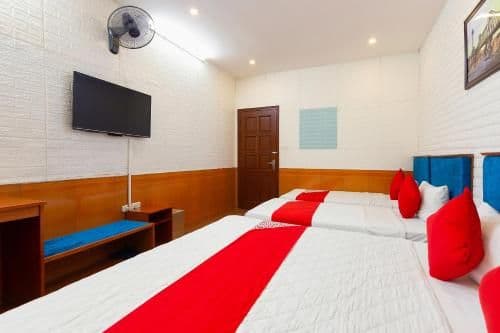Triple Room with City View