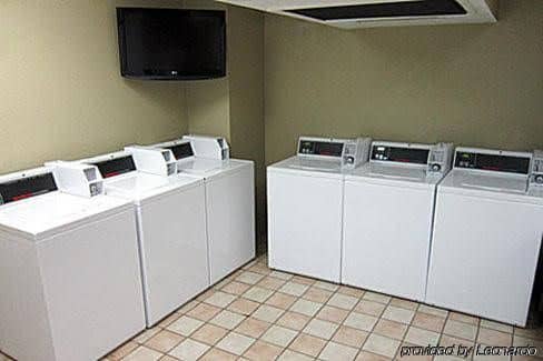 Extended Stay America - Orlando - Southpark - Equity Row Extended Stay America - Orlando - Southpark - Equity Row