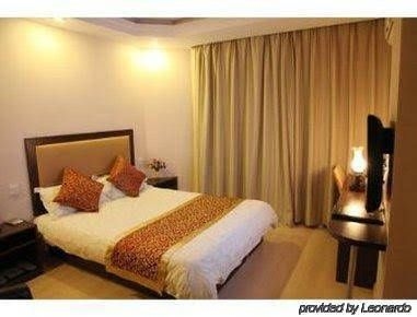 Super 8 Hotel Yangzhou Shouxi Lake Wenchangge1