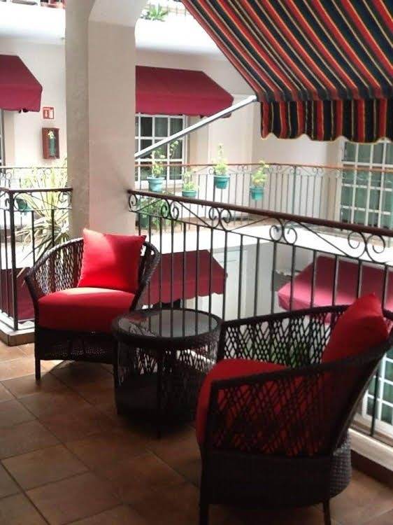 Boca Inn Suites & Hotel3