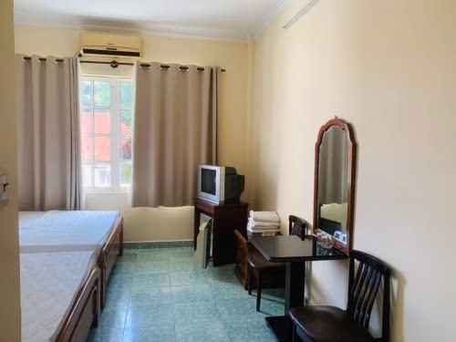 Hoang Yen Hotel1