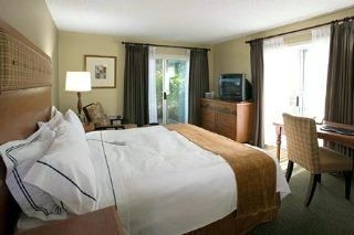 Radisson Hotel & Conference Center Canmore4