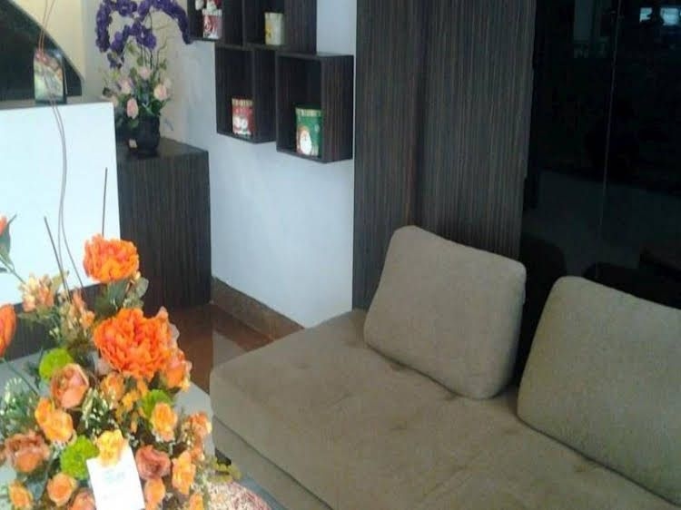 Parade Guest House3