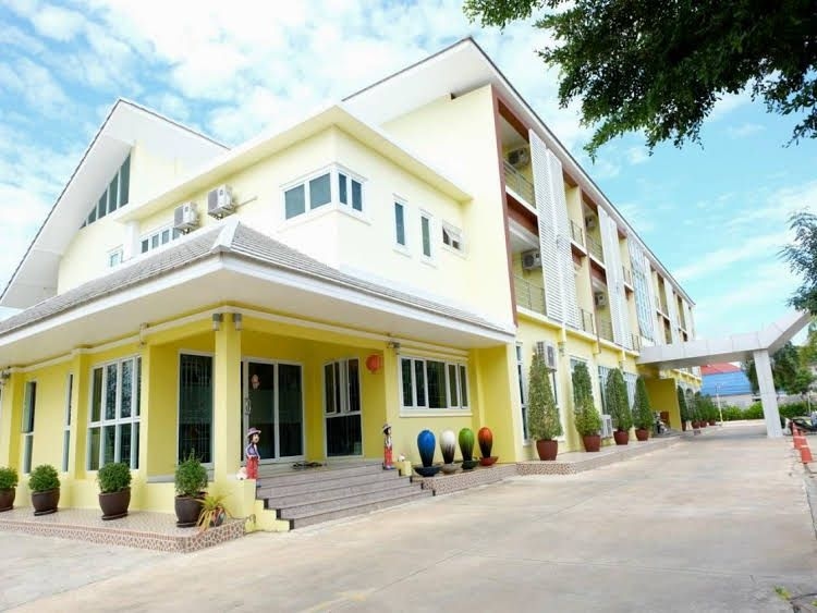 All Seasons Residence0