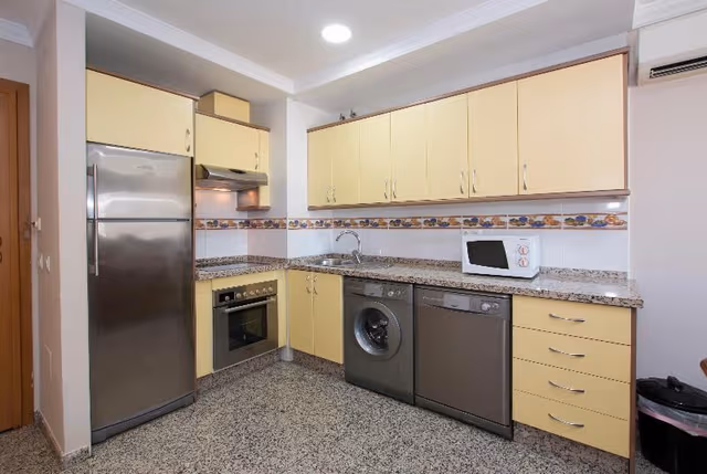 APARTMENT CAPACITY 3